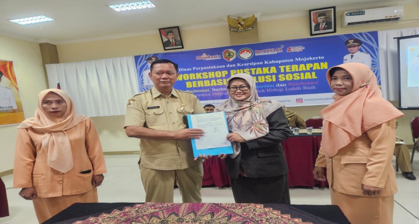 Penandatanganan MoU STIKES Majapahit dengan Dinas Kearsipan dan Perpustakaan Kab. Mojokerto